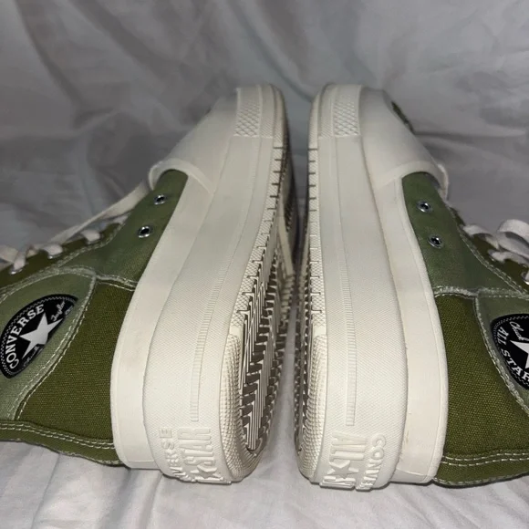 Converse Olive Green High-Tops with White Trim - Picture 4 of 6